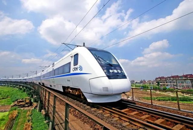 成都guo际铁路港迎来乌兹别克斯坦粮食